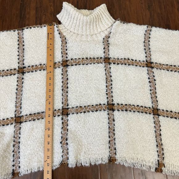 NWOT WORLD MARKET Plaid Poncho Shawl in Cream Brown - Picture 11 of 11